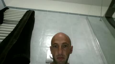 Snapshot of alex120475 chatting on April 15, 2026, 7:37 am alex120475 online show from April 15, 2026, 7:37 am