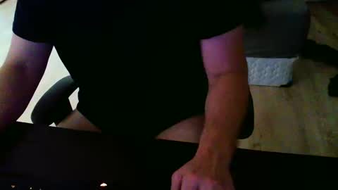 Snapshot of alex42696969 chatting on October 10, 2025, 3:05 am alex42696969 online show from October 10, 2025, 3:05 am