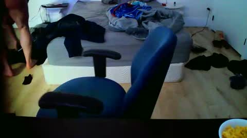 Snapshot of alex42696969 chatting on February 6, 2026, 2:27 am alex42696969 online show from February 6, 2026, 2:27 am