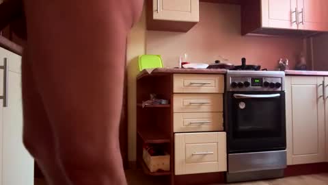 alex7434s online show from February 28, 2025, 8:42 am