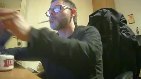 Snapshot of alex81pv1981 chatting on February 16, 2025, 6:54 pm alex81pv1981 online show from February 16, 2025, 6:54 pm