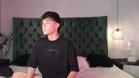Snapshot of alex__fire_ chatting on October 10, 2025, 1:43 pm alex online show from October 10, 2025, 1:43 pm