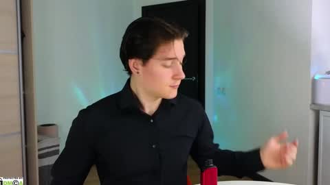 Snapshot of alex_candy_pump chatting on December 2, 2024, 7:05 pm FAVORITE online show from December 2, 2024, 7:05 pm