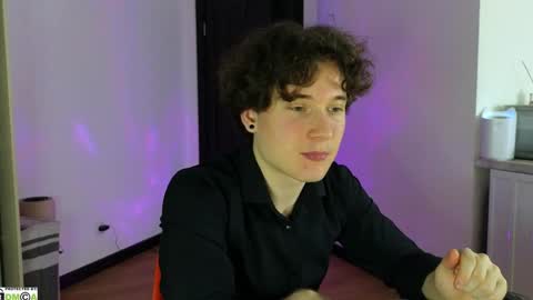 Snapshot of alex_candy_pump chatting on December 2, 2024, 10:12 pm FAVORITE online show from December 2, 2024, 10:12 pm