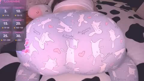 Snapshot of alex_dreams_ chatting on December 21, 2025, 6:26 pm Alex online show from December 21, 2025, 6:26 pm