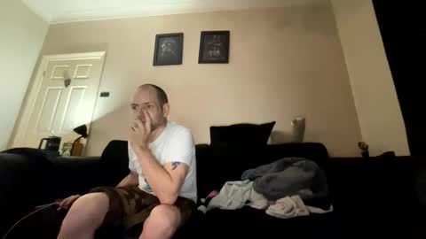 alex_essex69 online show from May 8, 2026, 12:16 am