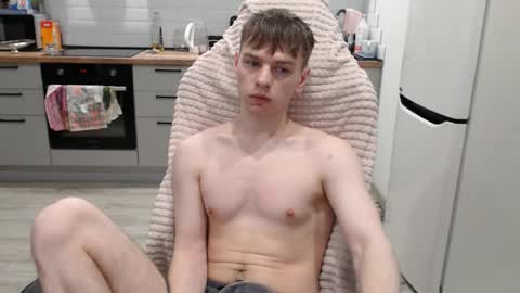 Snapshot of alex_gotcha chatting on December 16, 2025, 2:38 am Alex online show from December 16, 2025, 2:38 am