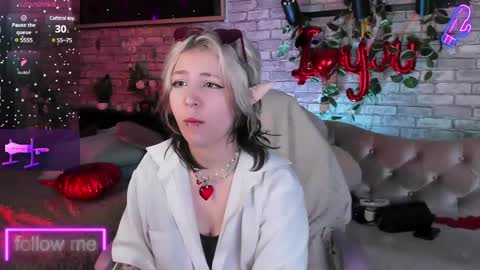 alex_howell online show from February 12, 2025, 8:40 pm