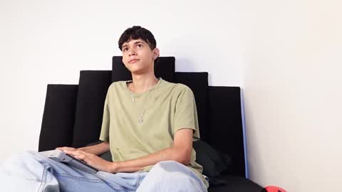Snapshot of alex_mark_ chatting on October 15, 2025, 2:17 pm alex_mark_ online show from October 15, 2025, 2:17 pm