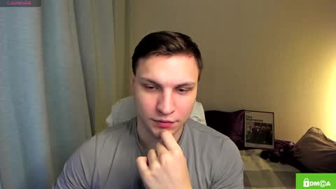 alex_milson online show from April 6, 2026, 9:49 pm