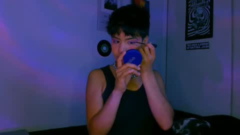 Snapshot of alex_one888 chatting on October 21, 2025, 12:11 am Alex online show from October 21, 2025, 12:11 am