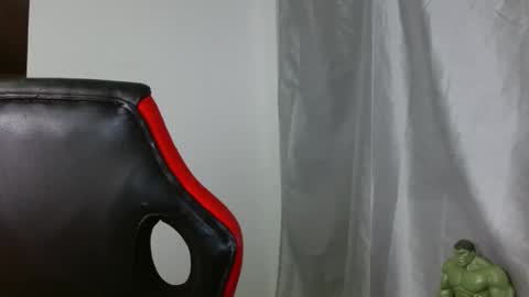 Snapshot of alex_parker07 chatting on February 18, 2026, 1:56 am Alex Parker online show from February 18, 2026, 1:56 am