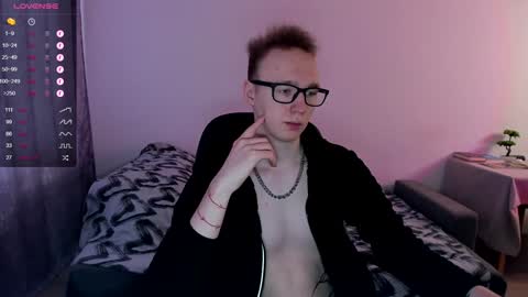alex_silent online show from January 29, 2025, 10:48 am
