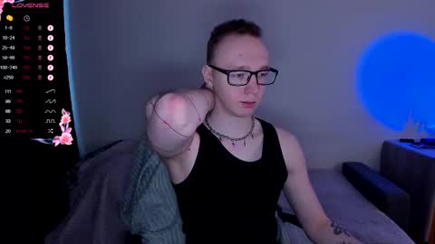 Snapshot of alex_silent chatting on November 18, 2025, 9:47 am alex_silent online show from November 18, 2025, 9:47 am