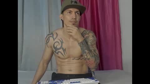 Snapshot of alex_sthorm chatting on January 3, 2025, 12:33 am alex_sthorm online show from January 3, 2025, 12:33 am