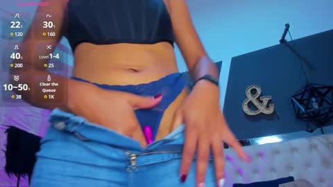 alexa andherson online show from February 26, 2025, 6:21 pm