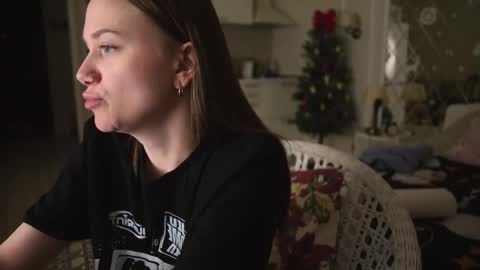 Snapshot of alexa_feels chatting on January 10, 2026, 5:15 pm Little Duck homie online show from January 10, 2026, 5:15 pm