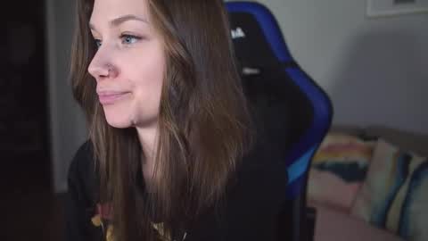 Snapshot of alexa_feels chatting on February 28, 2026, 4:41 pm Little Duck homie online show from February 28, 2026, 4:41 pm