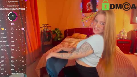 Snapshot of alexa_glory chatting on December 15, 2024, 12:49 pm Alexa online show from December 15, 2024, 12:49 pm