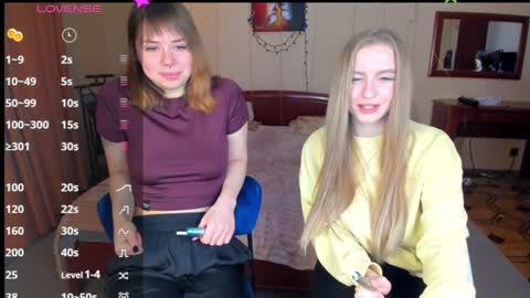 Snapshot of alexa_glory chatting on January 17, 2025, 10:22 am Alexa online show from January 17, 2025, 10:22 am