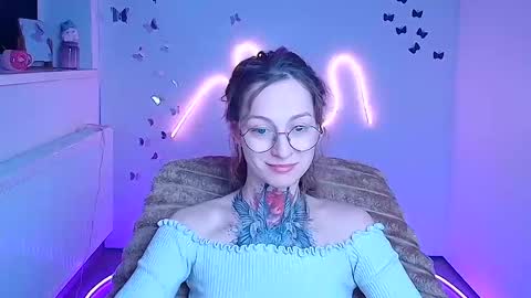 Snapshot of alexa_kittie chatting on March 25, 2026, 6:36 pm Alexa online show from March 25, 2026, 6:36 pm