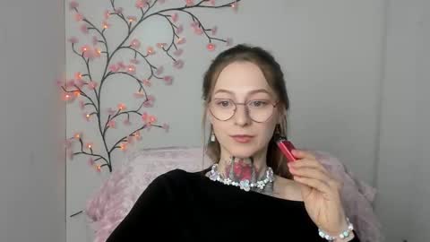 Snapshot of alexa_kittie chatting on March 26, 2026, 6:46 pm Alexa online show from March 26, 2026, 6:46 pm