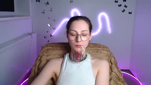 Snapshot of alexa_kittie chatting on May 3, 2026, 11:27 am Alexa online show from May 3, 2026, 11:27 am