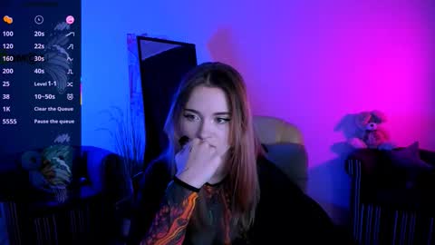 Snapshot of alexa_night_ chatting on October 18, 2025, 8:42 pm alexa_night_ online show from October 18, 2025, 8:42 pm