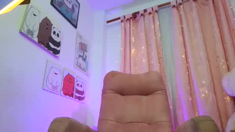 alexa_orange online show from June 3, 2026, 10:40 am