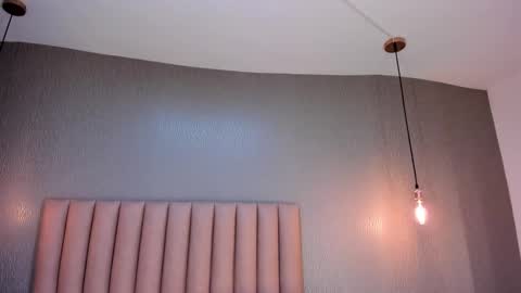 Alexa Thaylor online show from January 7, 2025, 7:06 pm