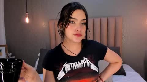 Alexa Thaylor online show from January 15, 2025, 3:29 pm