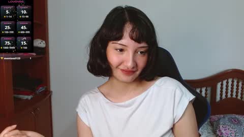Snapshot of alexaa08 chatting on October 10, 2025, 1:32 pm Alexandra 3 online show from October 10, 2025, 1:32 pm