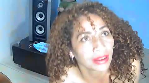 Alexa  y tom online show from March 7, 2025, 4:13 am