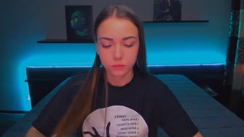 angel online show from December 30, 2024, 3:14 am