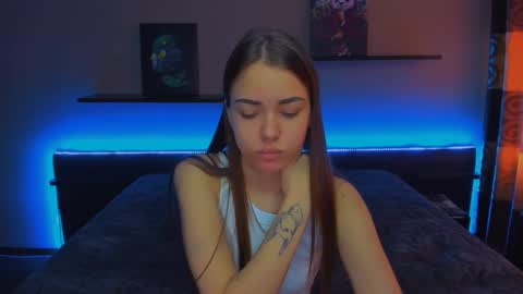 angel online show from March 6, 2025, 3:24 am