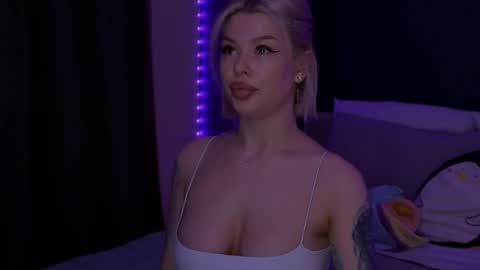 Alexa Mason online show from April 16, 2026, 2:12 am