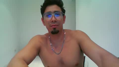 Snapshot of alexandbrandom chatting on September 14, 2025, 9:58 pm Dotados online show from September 14, 2025, 9:58 pm