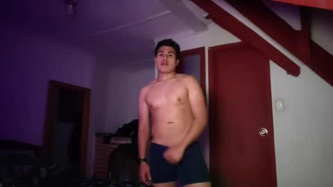 Snapshot of alexander_cd1 chatting on December 14, 2025, 4:40 am ALEX CD online show from December 14, 2025, 4:40 am