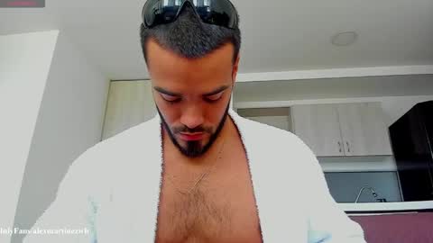 Onlyfansalexmartinezwb  Instagram alexwbmartinez  Twitter martinezcb937 online show from April 27, 2026, 6:06 pm
