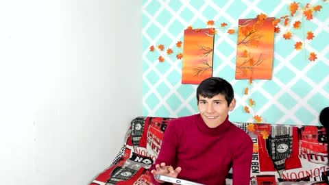 chicos hot online show from February 11, 2025, 12:27 pm