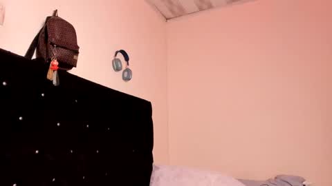 Snapshot of alexandra_clauss chatting on September 19, 2025, 1:56 pm alexandra clauss online show from September 19, 2025, 1:56 pm