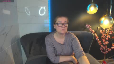 Snapshot of alexandra_kind chatting on December 17, 2024, 5:58 pm Alexandra online show from December 17, 2024, 5:58 pm