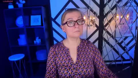 Snapshot of alexandra_kind chatting on March 3, 2025, 1:42 pm Alexandra online show from March 3, 2025, 1:42 pm