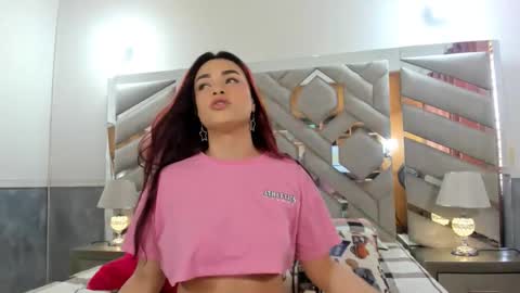 Snapshot of alexandra_wonder69x chatting on September 15, 2025, 3:56 pm Alexandra ig alexandraax09 online show from September 15, 2025, 3:56 pm
