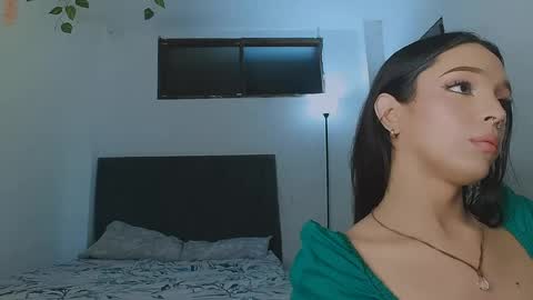 Snapshot of alexandre_chuad chatting on June 22, 2026, 5:04 am Alexa online show from June 22, 2026, 5:04 am