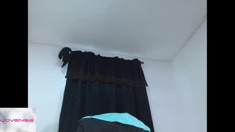 Snapshot of alexandre_starkk chatting on September 25, 2025, 4:00 pm Alexandre online show from September 25, 2025, 4:00 pm