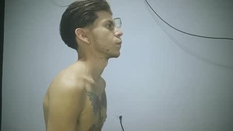 Snapshot of alexandrorossi chatting on December 3, 2024, 4:58 am alexandrorossi online show from December 3, 2024, 4:58 am