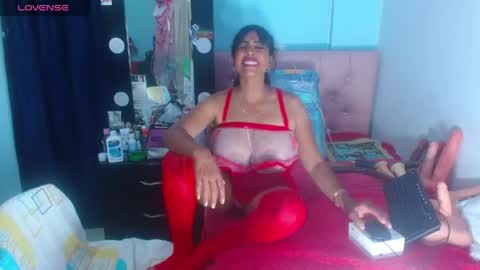 alexaqueenn online show from May 16, 2026, 11:46 pm