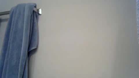 alexdom30 online show from January 20, 2025, 7:04 pm