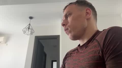 alexfit96 online show from October 21, 2025, 12:50 pm